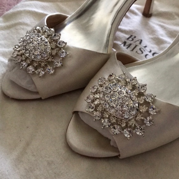 Badgley Mischka Shoes - Badgley Mischka Lacie White Satin 8.5M